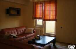 Vanzare apartament 100 mp plus 3 terase de 60 mp. Etaj intermediar, imobil nou!