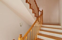 Casa cuplata, 400 mp utili si 650 mp de teren, sat Tauti