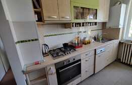 Apartament de 3 camere, 65 mp, etaj intermediar, zona Primaverii