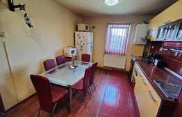 Apartament de 2 camere, 45mp, etaj intermediar, zona Pod Calvaria