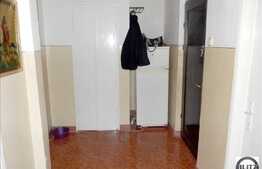 Apartament 4 camere semidecomandate 56 mp, zona Casa Piratilor. Etaj intermediar