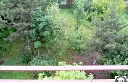 Apartament 4 camere semidecomandate 56 mp, zona Casa Piratilor. Etaj intermediar