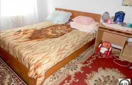 Apartament 4 camere semidecomandate 56 mp, zona Casa Piratilor. Etaj intermediar