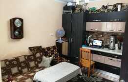 Garsoniera 20 mp in imobil tip casa + boxa subsol, zona strazii Paris!