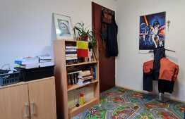 Triplex de 86 mp utili, 113 mp de teren, zona Eroilor