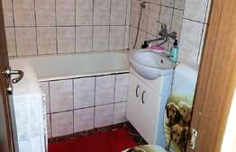 Garsonieră, 32 mp, etaj intermediar, zona Astra