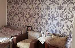 Garsonieră, 32 mp, etaj intermediar, zona Astra