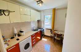 Apartament de 2 camere, 52 mp, parcare, zona Garii