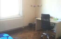 3 camere, 100 mp, semidecomandat, zona Ultracentrala!