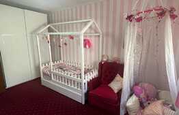 Casa cuplata finisata si mobilata de vanzare, locatie exclusiv de case, zona Florilor