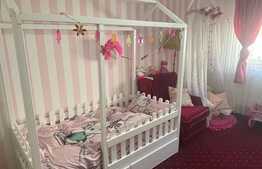 Casa cuplata finisata si mobilata de vanzare, locatie exclusiv de case, zona Florilor