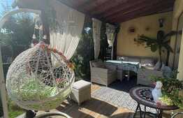 Casa cuplata finisata si mobilata de vanzare, locatie exclusiv de case, zona Florilor