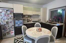 Casa cuplata finisata si mobilata de vanzare, locatie exclusiv de case, zona Florilor