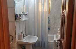 Apartament de 2 camere, 50 mp, decomandat, zona Astra 