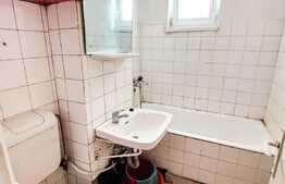 Apartament 3 camere, etaj intermediar, 70 mp, logie, zona Bucium