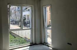 Apartament 2 camere, 50 mp, parcare, zona Teilor