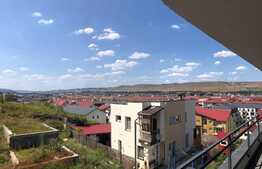Apartament 2 camere, 50 mp, parcare, zona Teilor