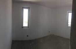 Apartament 2 camere, 49 mp, incalzire in pardoseala, parcare, zona Teilor