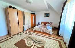 OFERTA! Vila de 5 camere, 227 mp, 501 mp teren, Feldioara