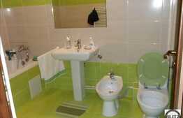 De vanzare 2 camere, 58 mp utili, etajul 1, zona Stejarului!