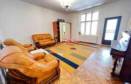 Apartament de 2 camere, la casa, zona Brasovul Vechi