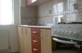 Inchiriere 2 camere, 52 mp utili, zona strazii S. Albini, cu parcare