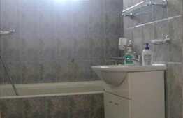 Inchiriere 2 camere, 52 mp utili, zona strazii S. Albini, cu parcare