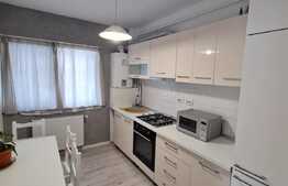 Oportunitate! Apartament de 3 camere, parcare, zona Sub Cetate