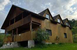 Cabana de 210mp, 2600 mp teren, in Rachitele