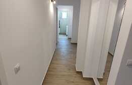 Apartament de 3 camere, decomandat, 80 mp, balcon, zona Gruia
