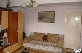 1 camera de vanzare + loc parcare, zona Spitalul Stanca