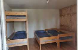 Casa de vacanta, 150 mp, teren 400 mp, terasa, in Statiunea Muntele Baisorii