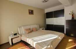 Apartament 2 camere, 67 mp, etaj intermediar, zona Plopilor