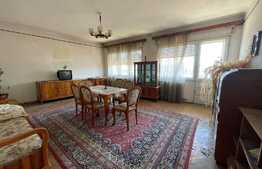 Apartament de 4 camere, 148 mp, tavan inalt, imobil tip villa, P-ta Abator