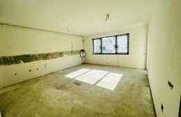 Apartament de 3 camere, 76 mp, etaj intermediar, zona Subcetate