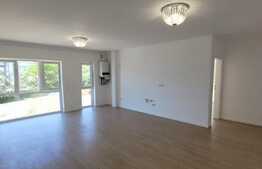 Apartament 3 camere, 71 mp, balcon, parcare, lux, Teilor