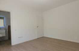 Apartament 3 camere, 71 mp, balcon, parcare, lux, Teilor