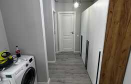 Apartament de 2 camere, 43 mp, etaj intermediar, parcare, zona Dontah park