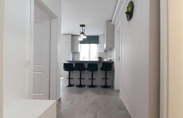 Apartament 3 camere, 53mp, gradina 110 mp, parcare, zona Vivo