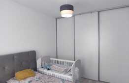 Apartament 3 camere, 53mp, gradina 110 mp, parcare, zona Vivo