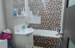 Apartament de 2 camere, 44 mp, decomandat, parcare, zona Cetatii