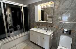 Apartament de 3 camere de lux, 80 mp, parcare, zona Terra