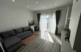 Apartament de 3 camere de lux, 80 mp, parcare, zona Terra