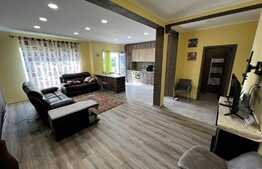 Apartament de 3 camere de lux, 80 mp, parcare, zona Terra