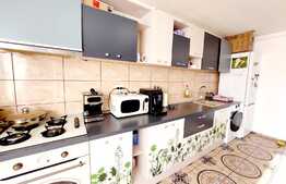 Apartament 2 camere, 41mp, parcare, zona Cetatii