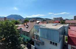 Garsonieră, 40 mp, decomandată, balcon, la 2 minute de Piața Astra