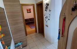 Garsonieră, 40 mp, decomandată, balcon, la 2 minute de Piața Astra