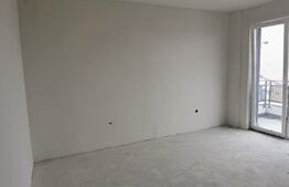 Apartament 3 camere, semifinisat, 53 mp, CF, parcare, zona Teilor