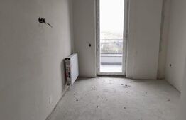 Apartament 3 camere, semifinisat, 53 mp, CF, parcare, zona Teilor