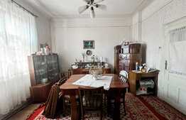 Casa 3 camere, 750 mp teren, in Sacele